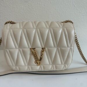 Versace Elegant Cream Quilted Shoulder Bag